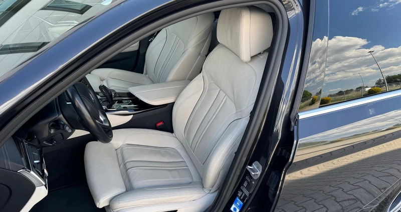 BMW Seria 5 cena 188999 przebieg: 119000, rok produkcji 2020 z Tarnobrzeg małe 781